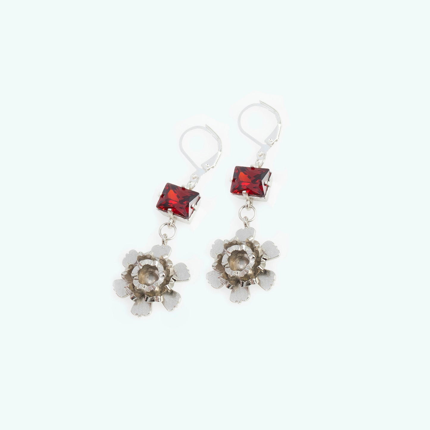 Zircon Caroline Flower
